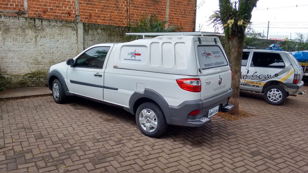 Capota de Fibra para Fiat Strada